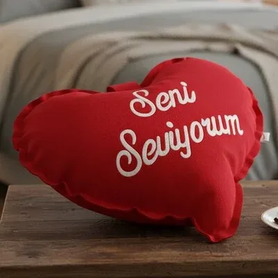 Seni Seviyorum Yazılı Mini Kalp Yastık