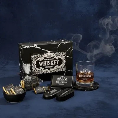 Kişiye Özel Whiskey Set Çakmak ve Sigaralık Hediye Kutusu
