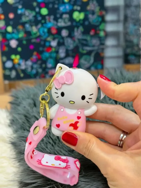 Hello Kitty Renkli Yanan Gazlı Çakmak Anahtarlık