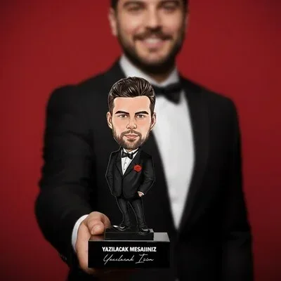 Karikatürlü Yakışıklı Adam Masa Biblosu