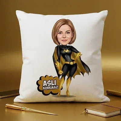 Süper Kadın Karikatürlü Yastık