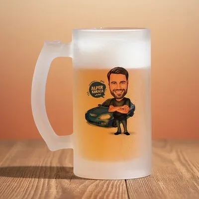 Mavi Spor Araba ve Yakışıklı Erkek Karikatürlü Bira Bardağı