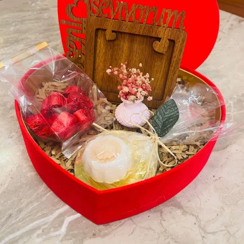 Love Gift Kalp Kutu Hediye Seti