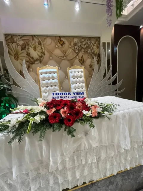 Düğün Masa Çiçeği