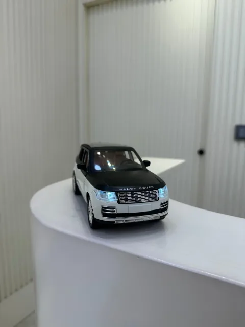 Range Rover SV White Black Maket Araba