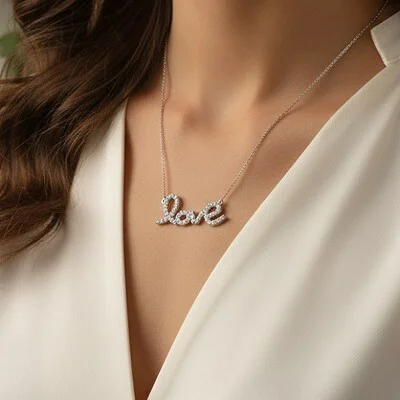 925 Ayar Love Gümüş Kolye