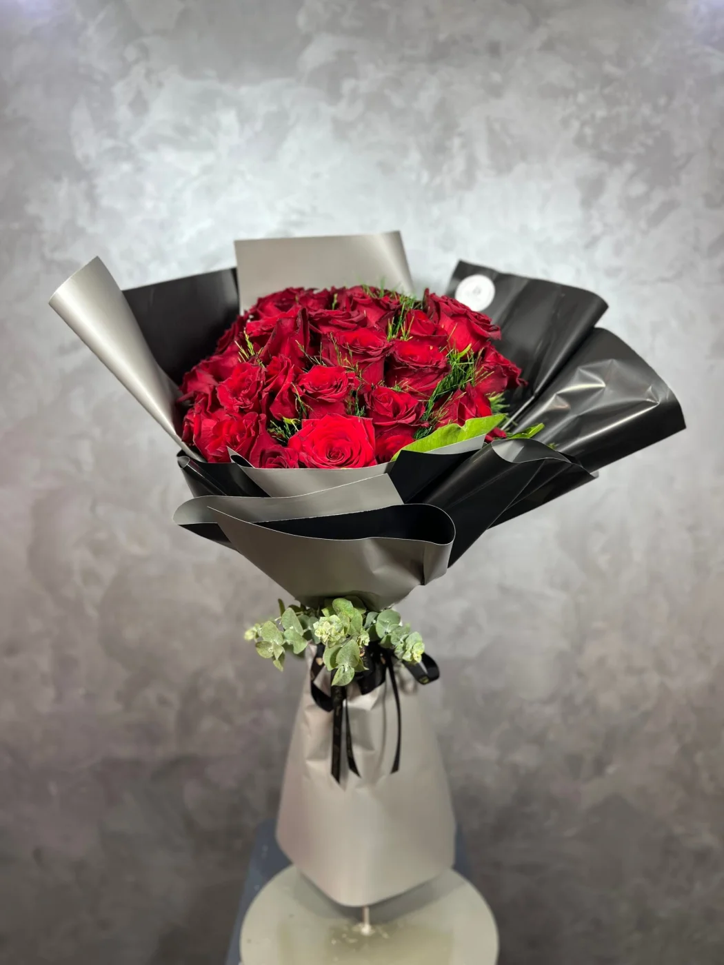 25 Roses Bouquet