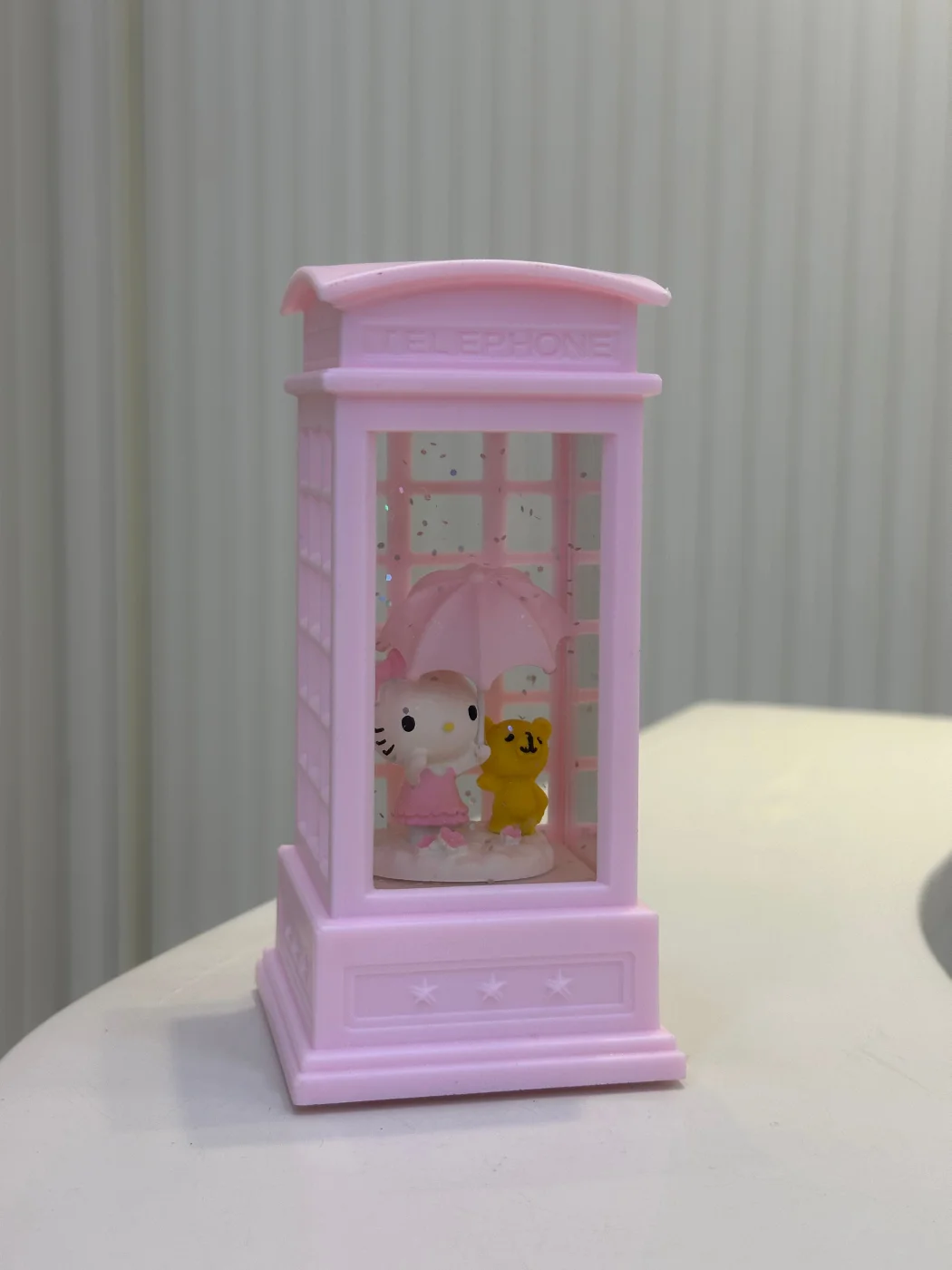 Hello Kitty Işıklı Sulu Fanus