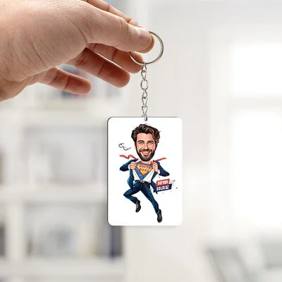İçinden Süper Kahraman Çıkan Erkek Karikatürlü Anahtarlık