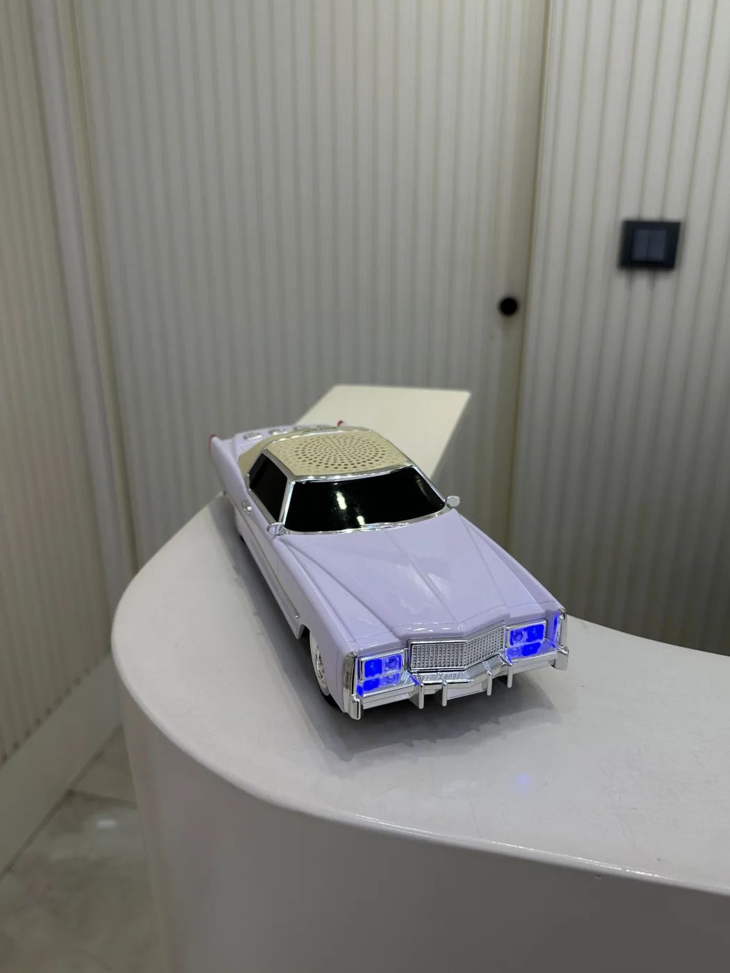 Cadillac Coupe Deville Eşref Tek Model Araba Radyo 1969-1975