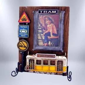 Nostaljik Sarı Tramvay Resim Çerçevesi