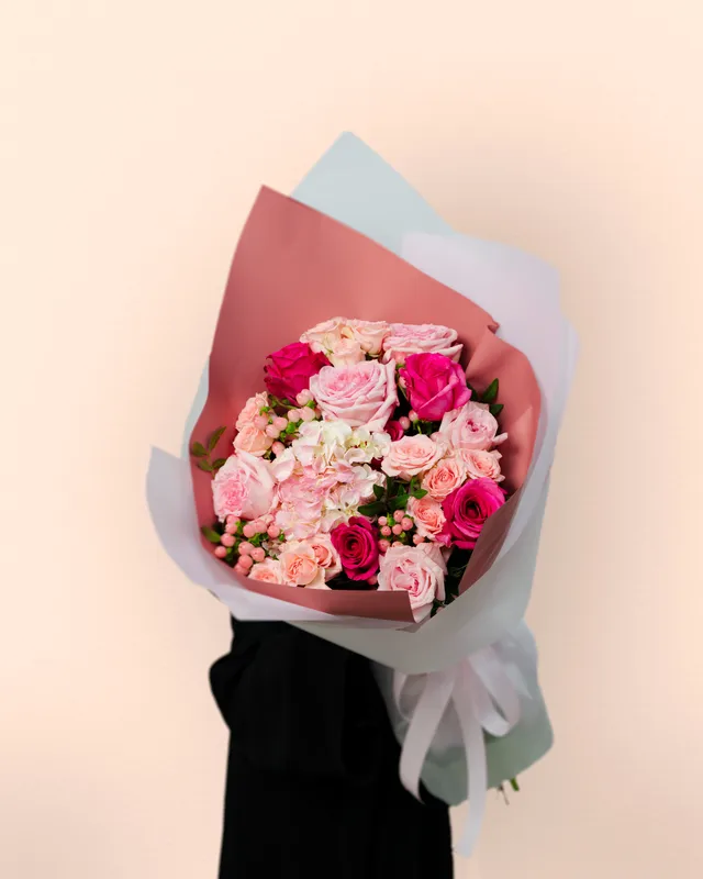 Pembe Zarafet Buketi