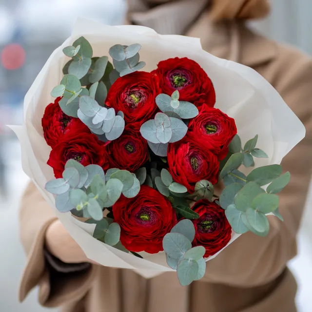 9 Ranunkulus Buketi