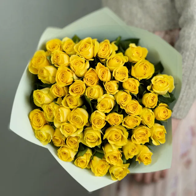 51 Sarı Gül Buketi – 70 cm