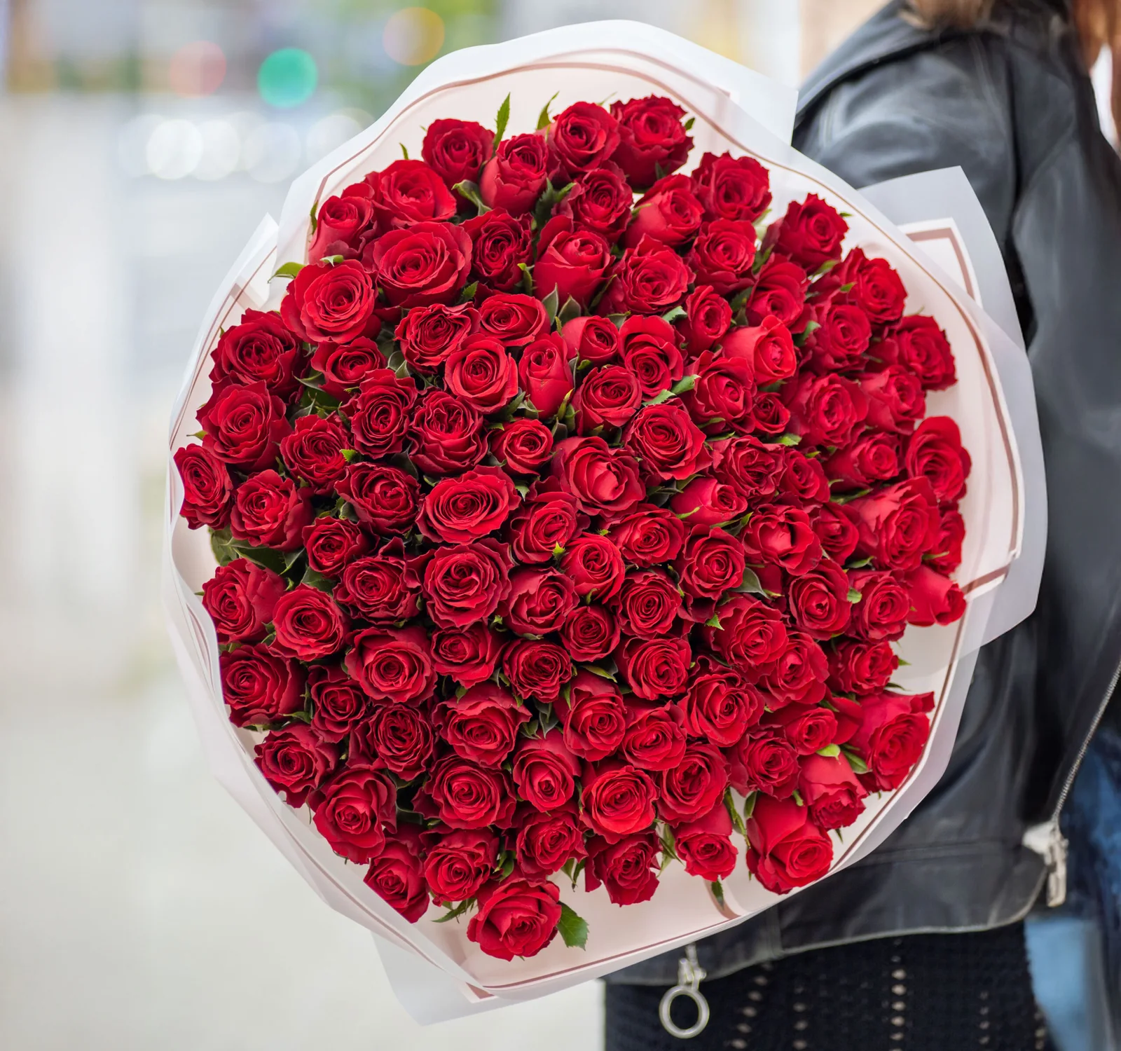 101 Kırmızı Gül Buketi – 60 cm