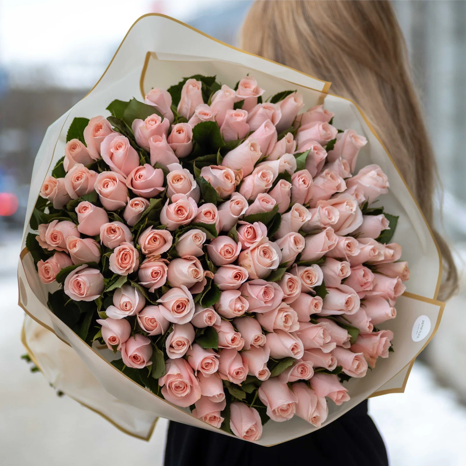 101 Pembe Gül Buketi – Pomarosa – 70 cm