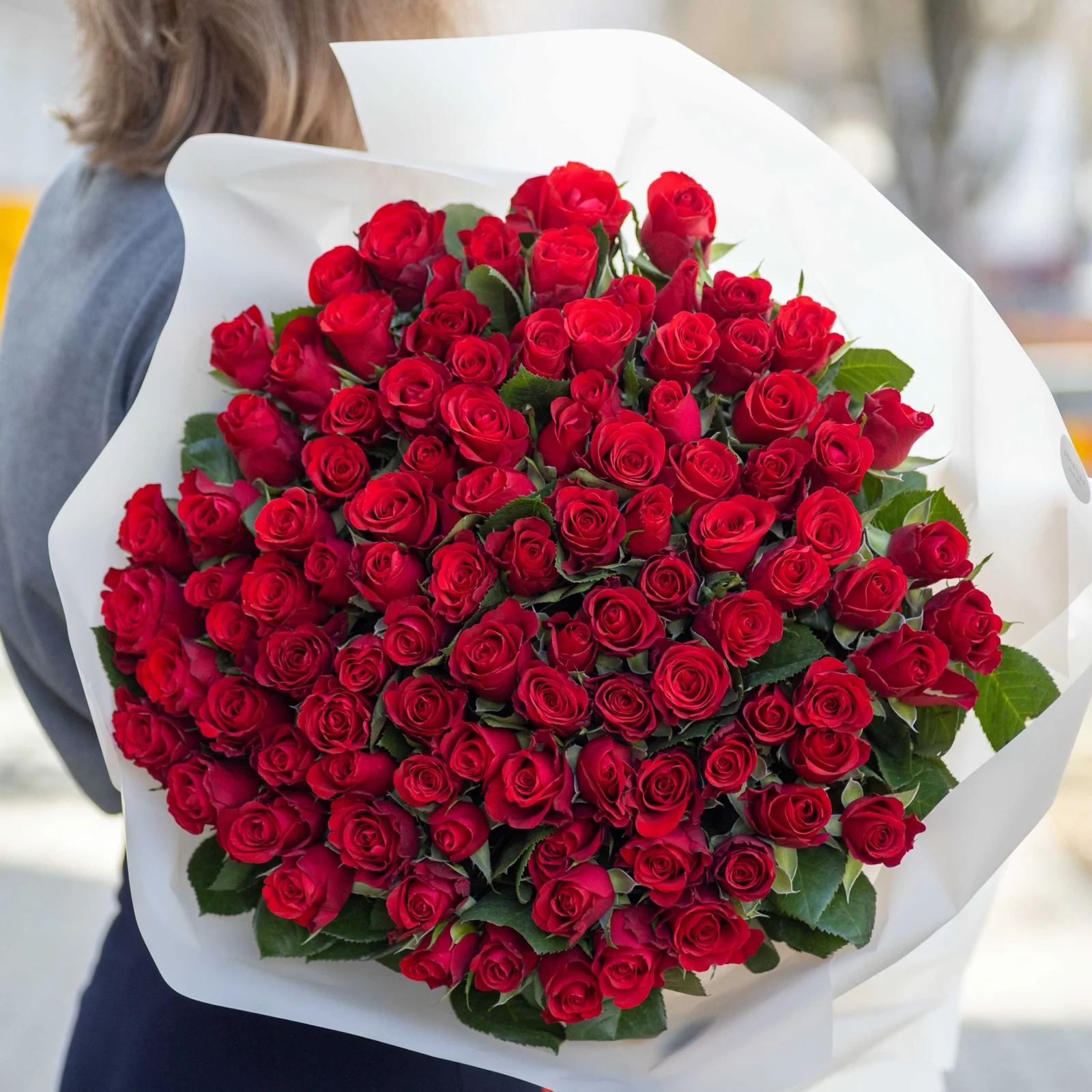 101 Kırmızı Gül Buketi – 70 cm