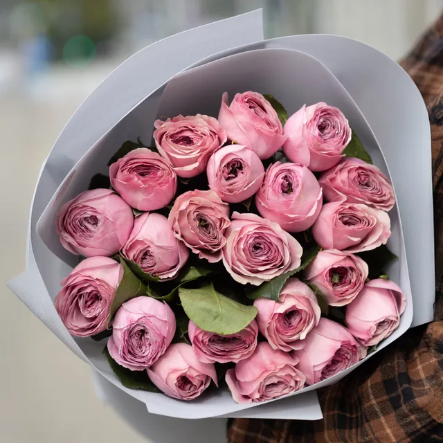 21 Pembe Gül Buketi – Pione Kiss