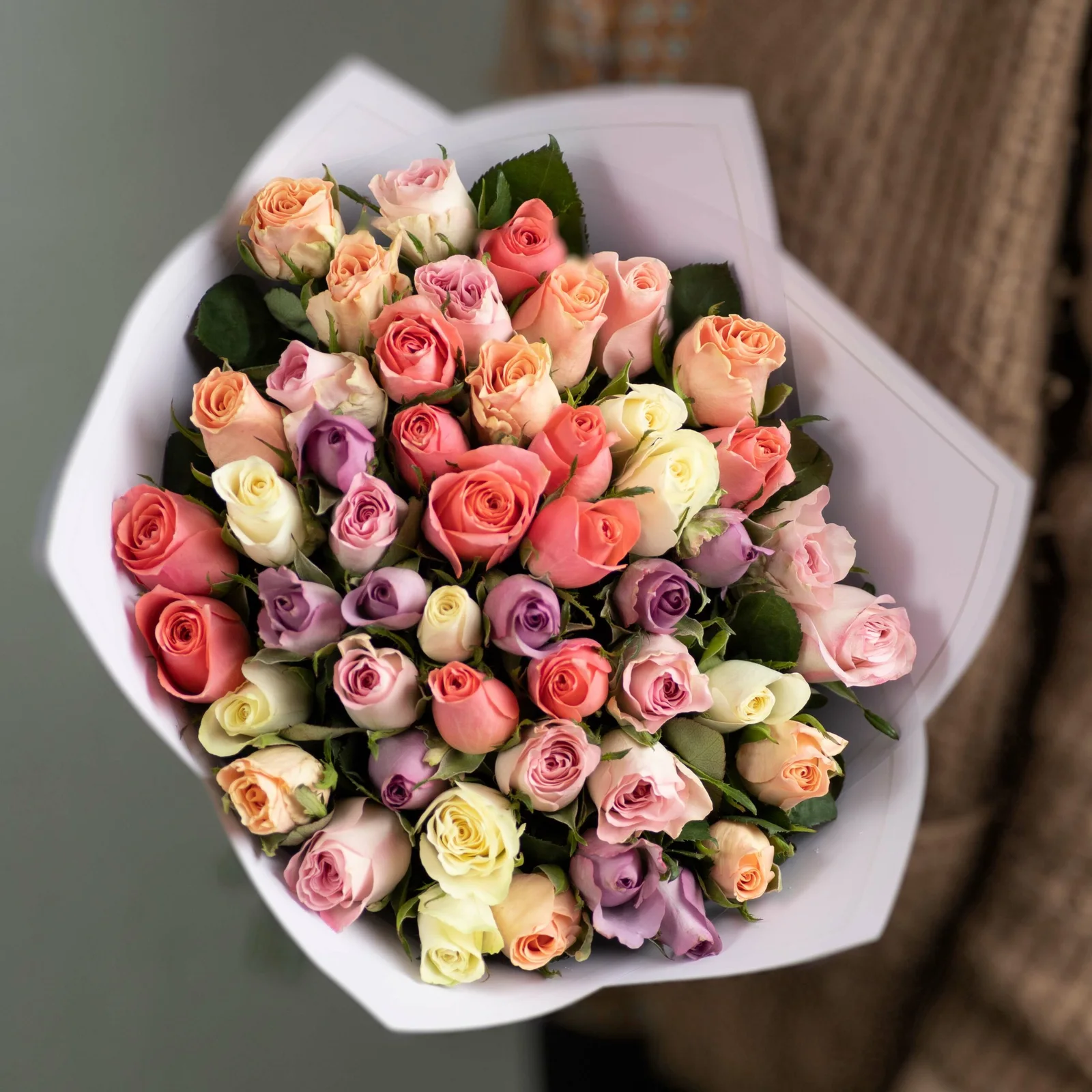51 Karışık Gül Buketi – 60 cm